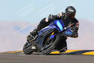 media/Oct-08-2022-SoCal Trackdays (Sat) [[1fc3beec89]]/Turn 9 (1pm)/